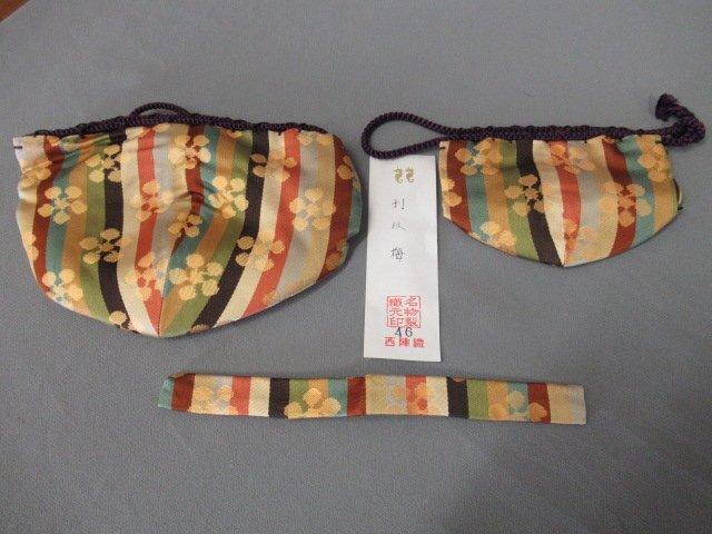 【茶箱用　仕覆三点揃「利休梅」茶道具店整理品　長期保管品　西陣織・名物裂　未使用近　茶碗・棗・茶杓用仕服】