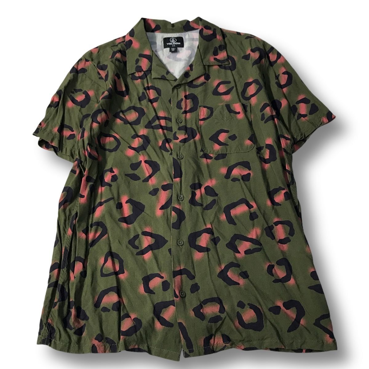 《良品◎》VOLCOM ボルコム★レオパード*半袖シャツ*カーキ/ブラック*サイズM(MS5496)◆NP