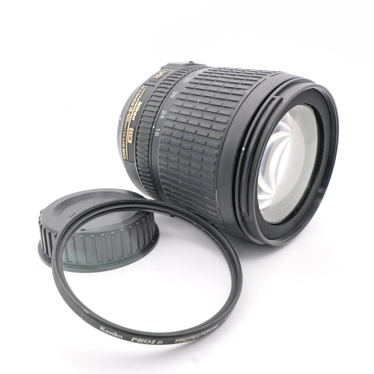 【かめら屋】良品 NIKON ニコン AF-S DX NIKKOR 18-105mm F3.5-5.6 G ED VR フィルター付 動作品 y25