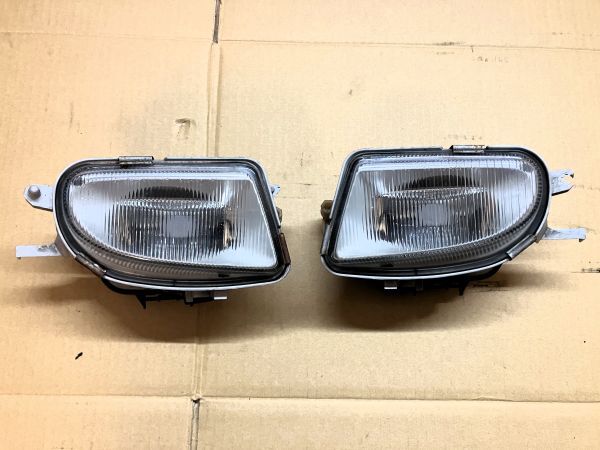 純正　CLK C208　R170 フォグランプ　左右セット　147 262-00 PBT-GF 30
