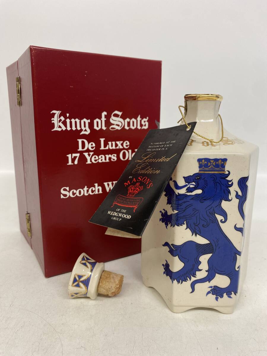 K102/King of Scots キング オブ スコッツ 17年 デラックス スコッチ ウイスキー 陶器ボトル 750ml 43％ 箱・替栓ダメージあり 未開栓