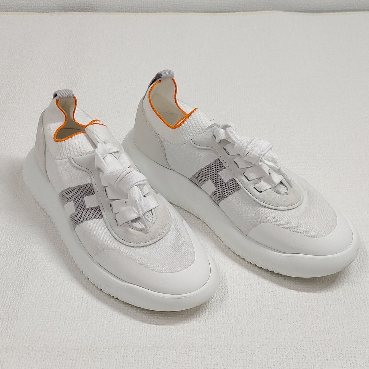 5点以上落札で送料無料！ HERMES エルメス スニーカー 39 ホワイト系 替え紐付き ローカット 3359231