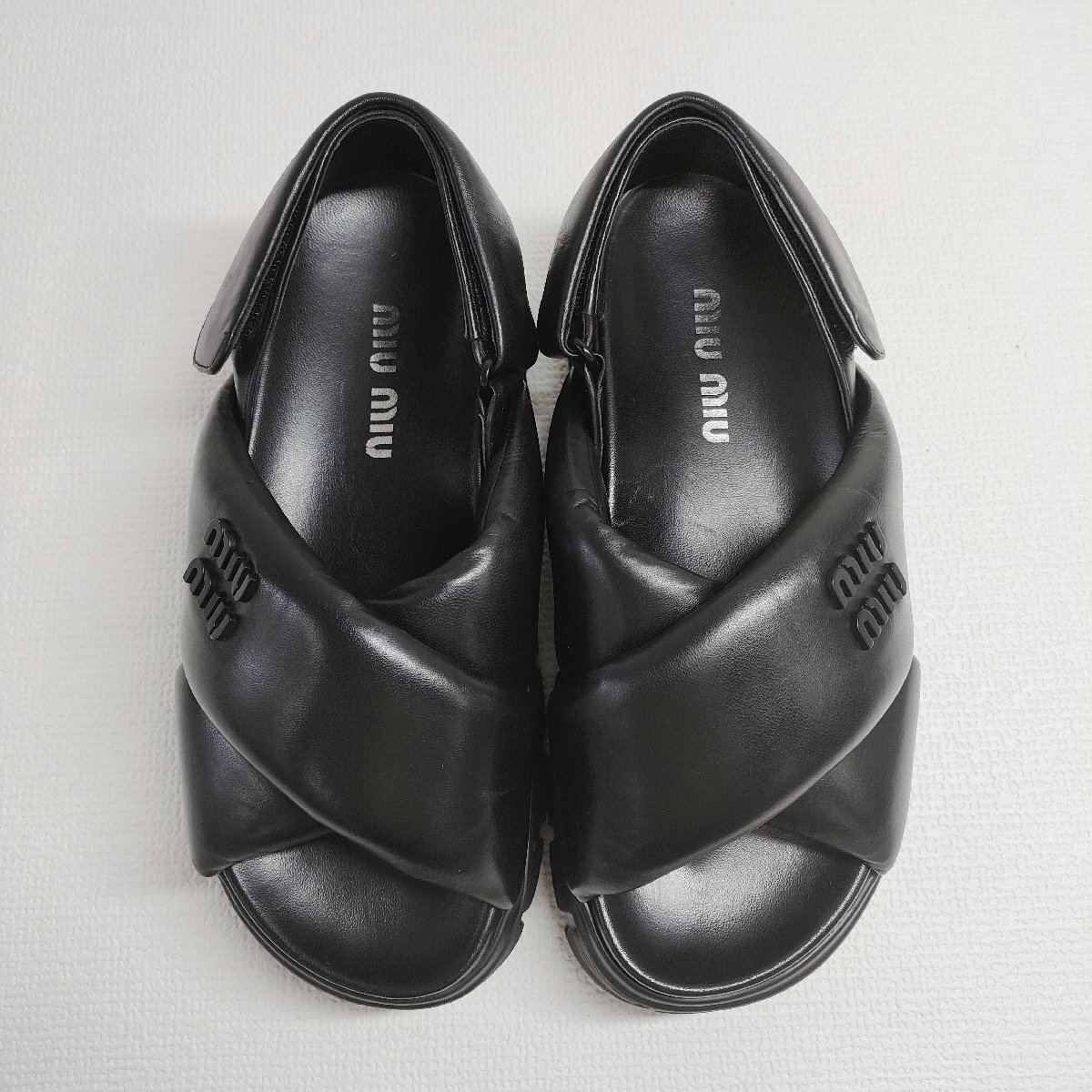5点以上落札で送料無料！ miu miu ミュウミュウ サンダル 35 1/2 ブラック レザー レディース 3987936