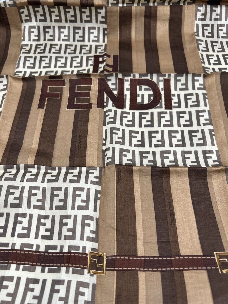 【2878】 FENDI フェンディ　ハンカチ ズッカ柄　FFロゴ　現状品　（m.y6.8）