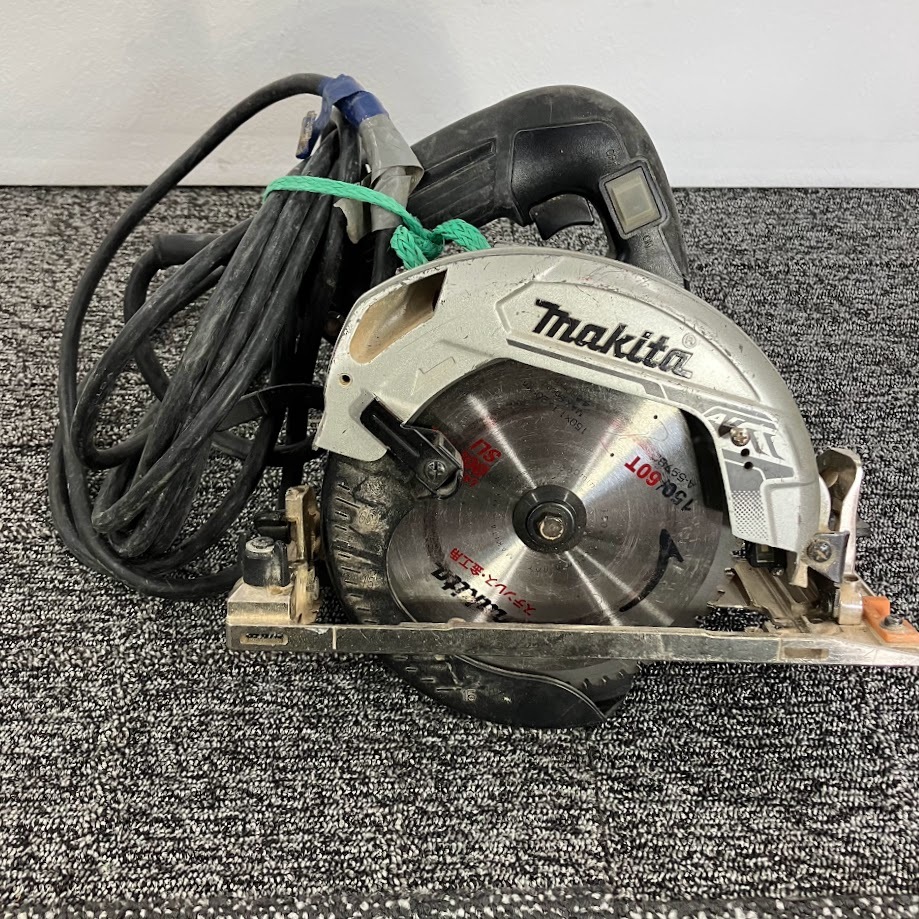 D-5【動作確認済み/現状渡し】マキタ/makita　165mmマルノコ　モデル：HS6301　電動工具　IK0615-7