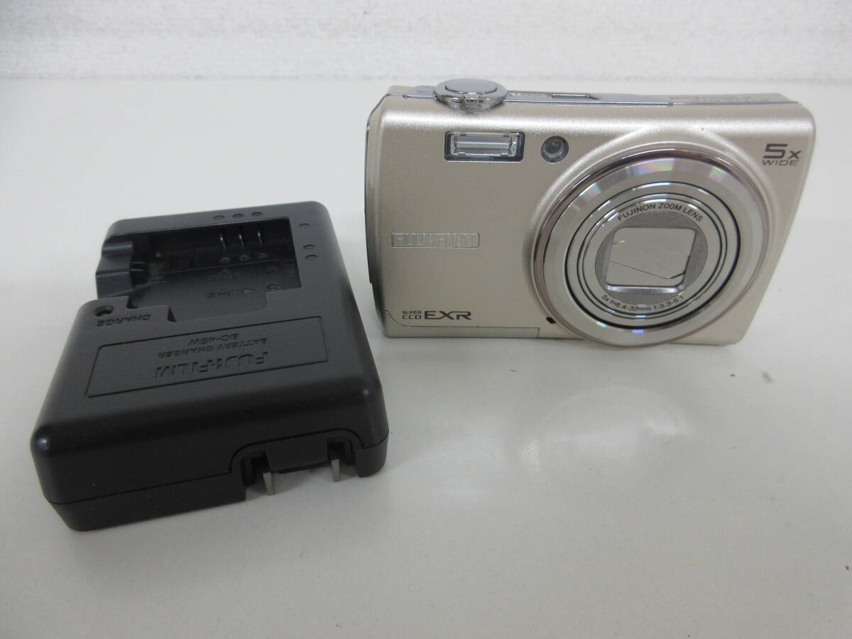中古 カメラ FUJIFILM FINEPIX F200 EXR F200EXR 富士フィルム ファインピクス ※通電のみ確認済 ／B