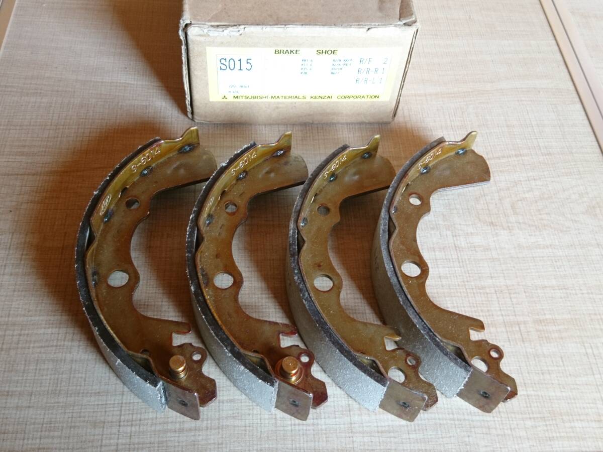 当時物【スバル サンバーKR1〜KR6 サンバートライKT1〜KT6 ドミンゴKJ5 KJ6 KJ8 リアブレーキシュー 7251-78161】旧車 昭和の商用車 絶版