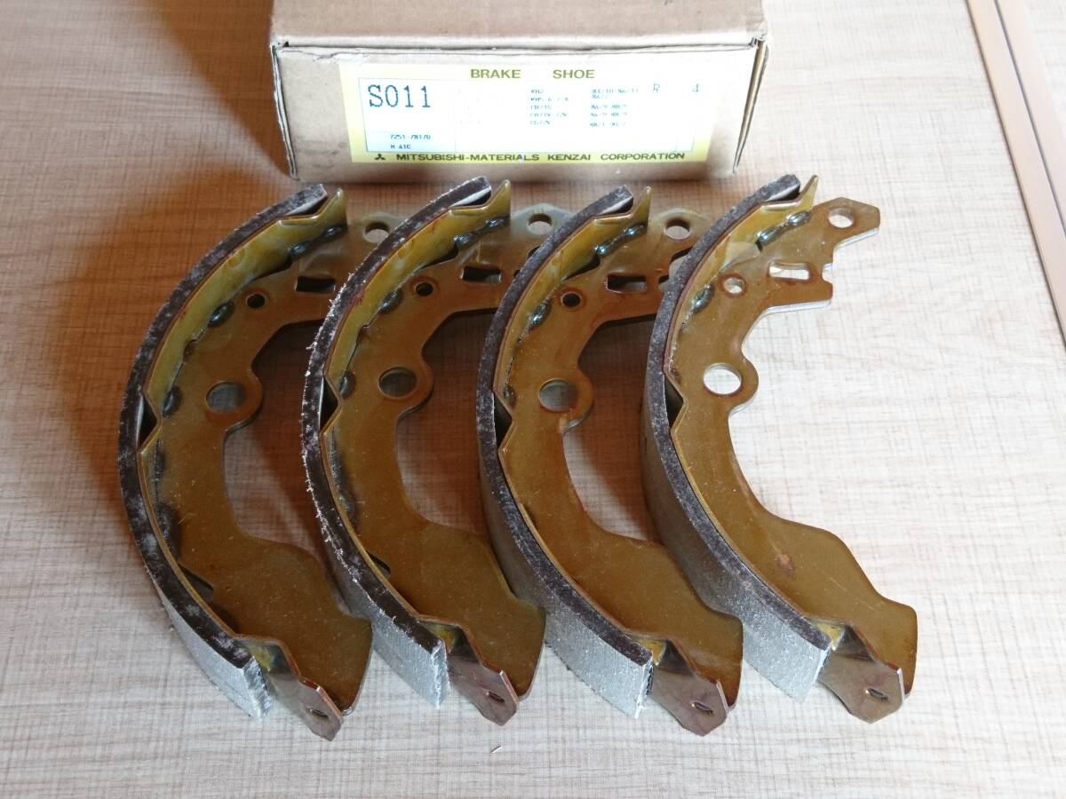 当時物【スバルレックスKM1 ジャスティ スズキフロンテCB71S アルトCA71V セルボCG72V リアブレーキシュー 7251-78170】旧車 レトロ 昭和