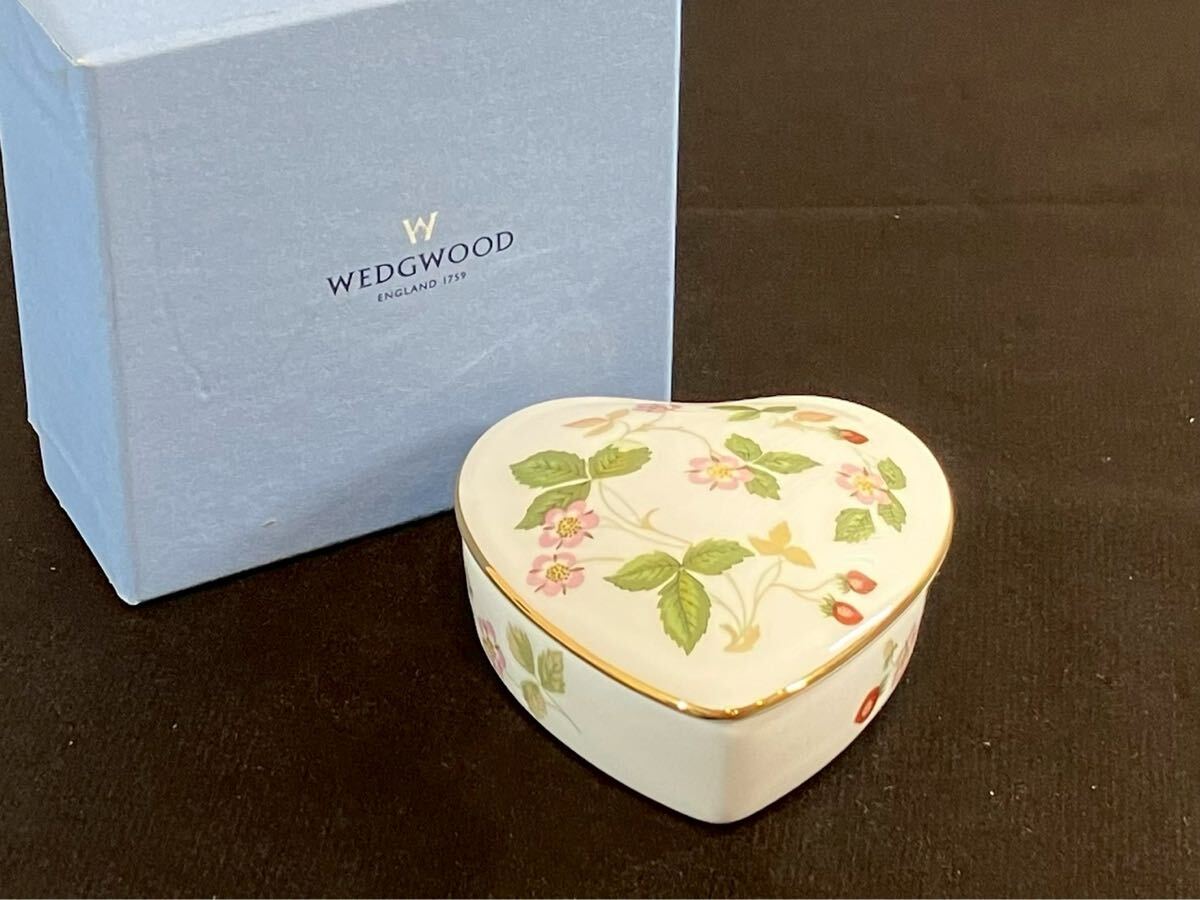 不村2005再 WEDGWOOD ウェッジウッド 小物入れ ワイルドストロベリー ハート