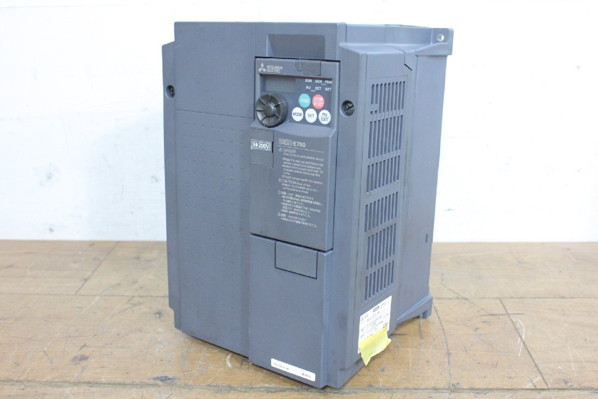 ☆【1F0611-4】 MITSUBISHI 三菱電機 インバーター FR-E720-5.5K 動作保証