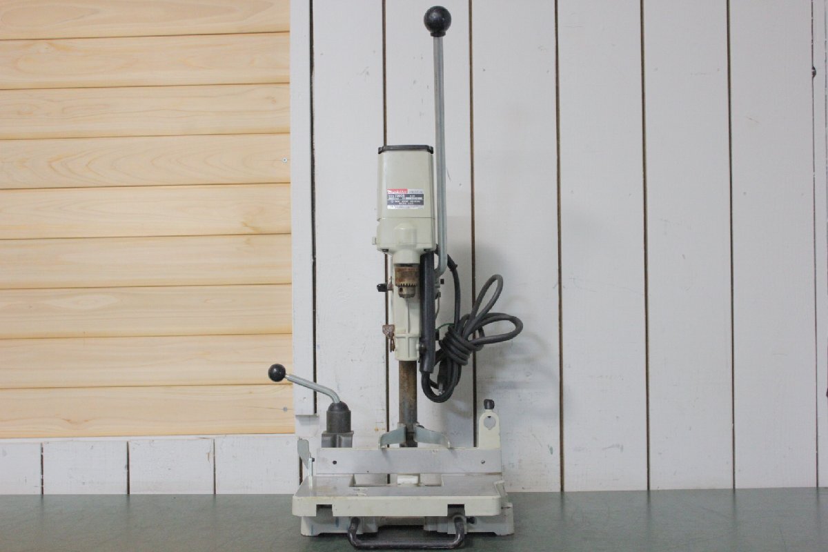 ☆【3W0602-26】 makita マキタ 小型カクノミ 7300S 100V 電動工具 ジャンク