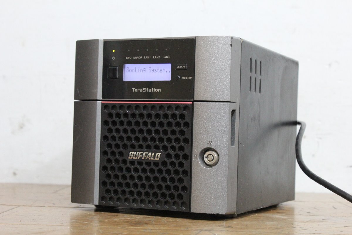 ☆【1F0610-3】 BUFFALO バッファロー テラステーション NASケース TS5210DN0202 鍵無し 本体のみ TS5210DN Series ジャンク
