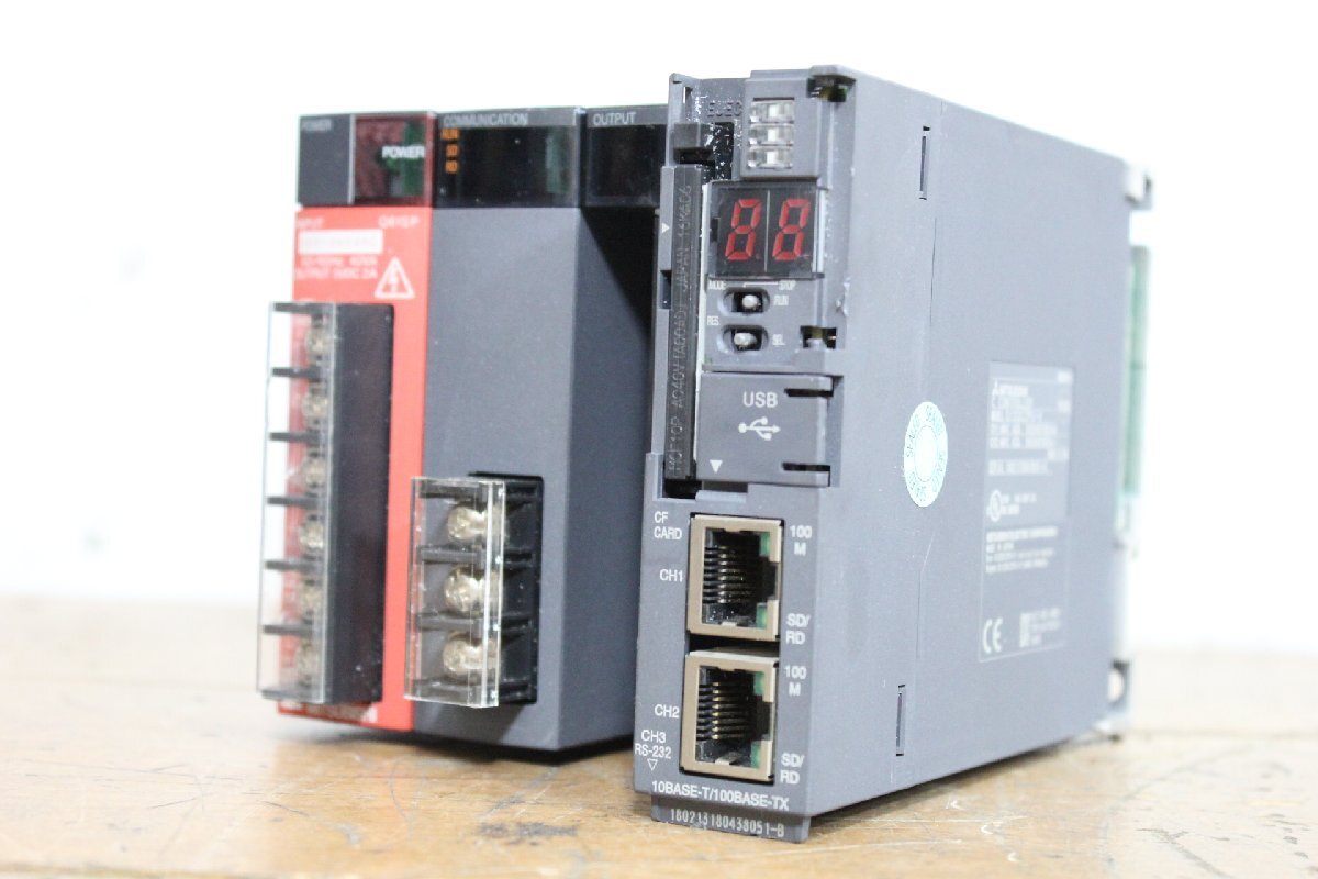 ☆【2F0609-3】 MITSUBISHI 三菱 シーケンサー CPUユニット Q12DCCPU-V B-AM500LN Q61SP B-QIF2 4台セット ジャンク
