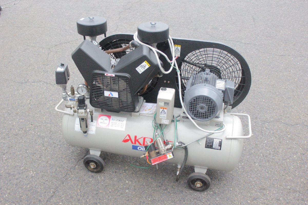 ☆【4W0421-3】 確認動画あり アネスト岩田 アクロス 1.5kw 二馬力 オイルフリーコンプレッサー TFP15B10-S33 DAC-15-70 2011 動作保証