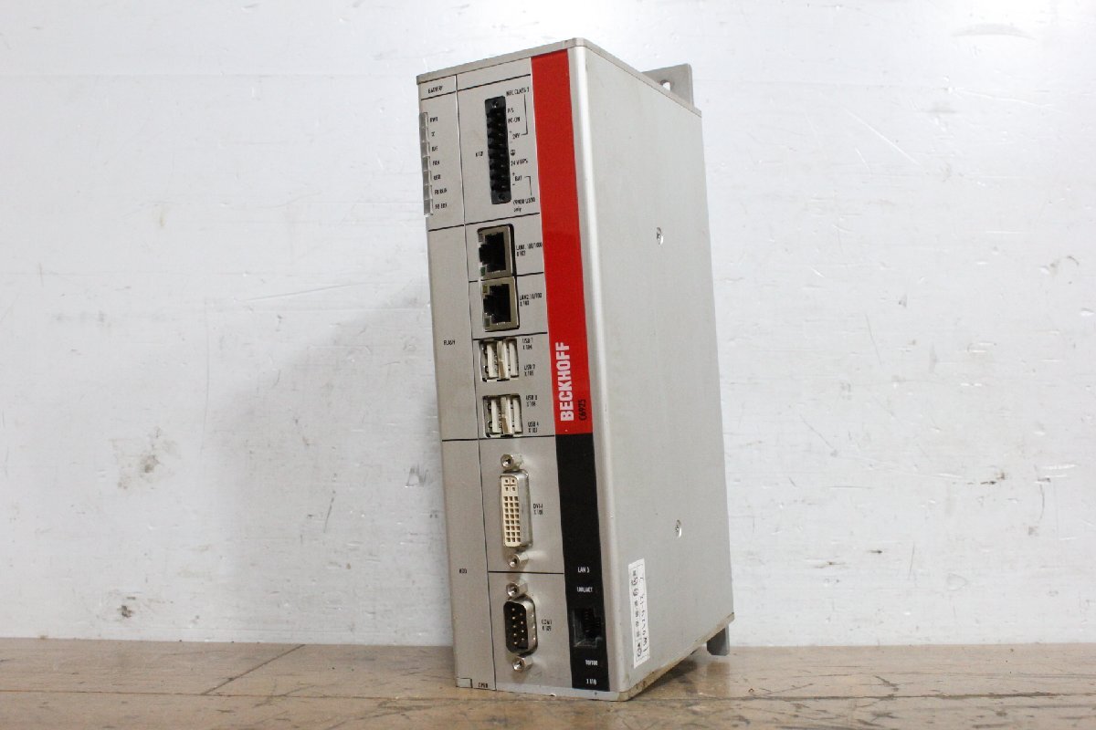 ☆【1W0624-12】 BECKHOFF ベッコフ ファンレス省スペース産業用PC C6925-0000 本体のみ FA機器 ジャンク