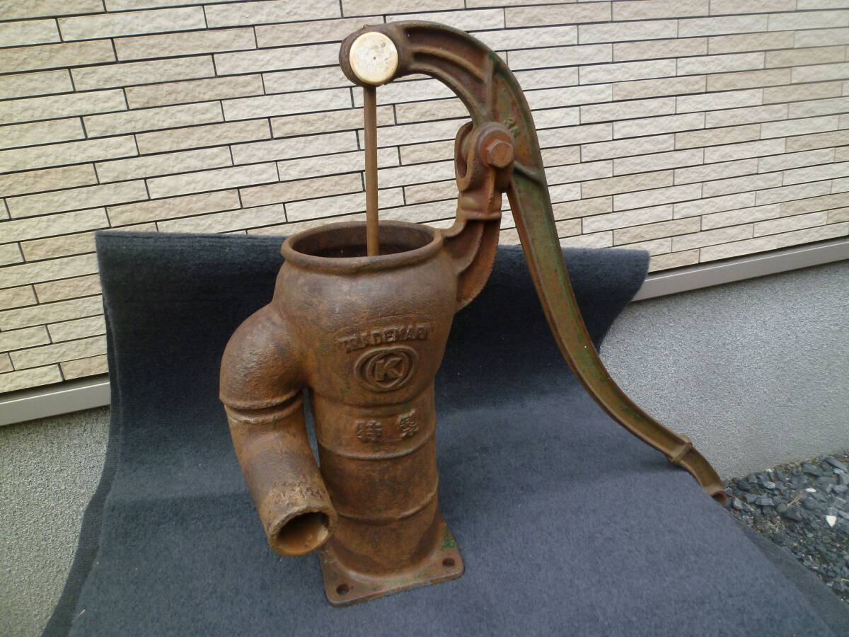 【即決】井戸ポンプ 手押しポンプ ガチャポン 金属製 ガーデニング 庭 インテリア オブジェ 手動 レトロ 古民具 古道具　古物　古民家