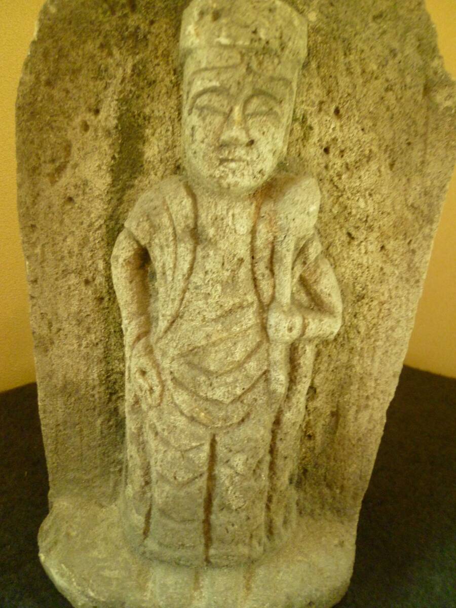 【即決】時代の石仏(高30㎝ 重6Kg) 地蔵菩薩 お地蔵 石像 仏像 彫刻 仏教 仏具 アンティーク 骨董品 仏像 石像 石造 石彫 彫刻 仏教美術