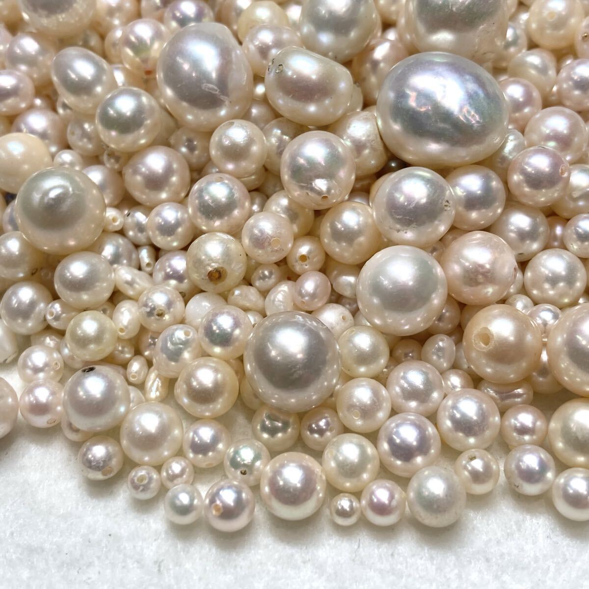 超大量!!◆本真珠おまとめ2000ct◆j 約400g 真珠 pearl ルース 裸石 宝石 白蝶 アコヤ 淡水 ベビー パール 片穴 両穴 w4す19