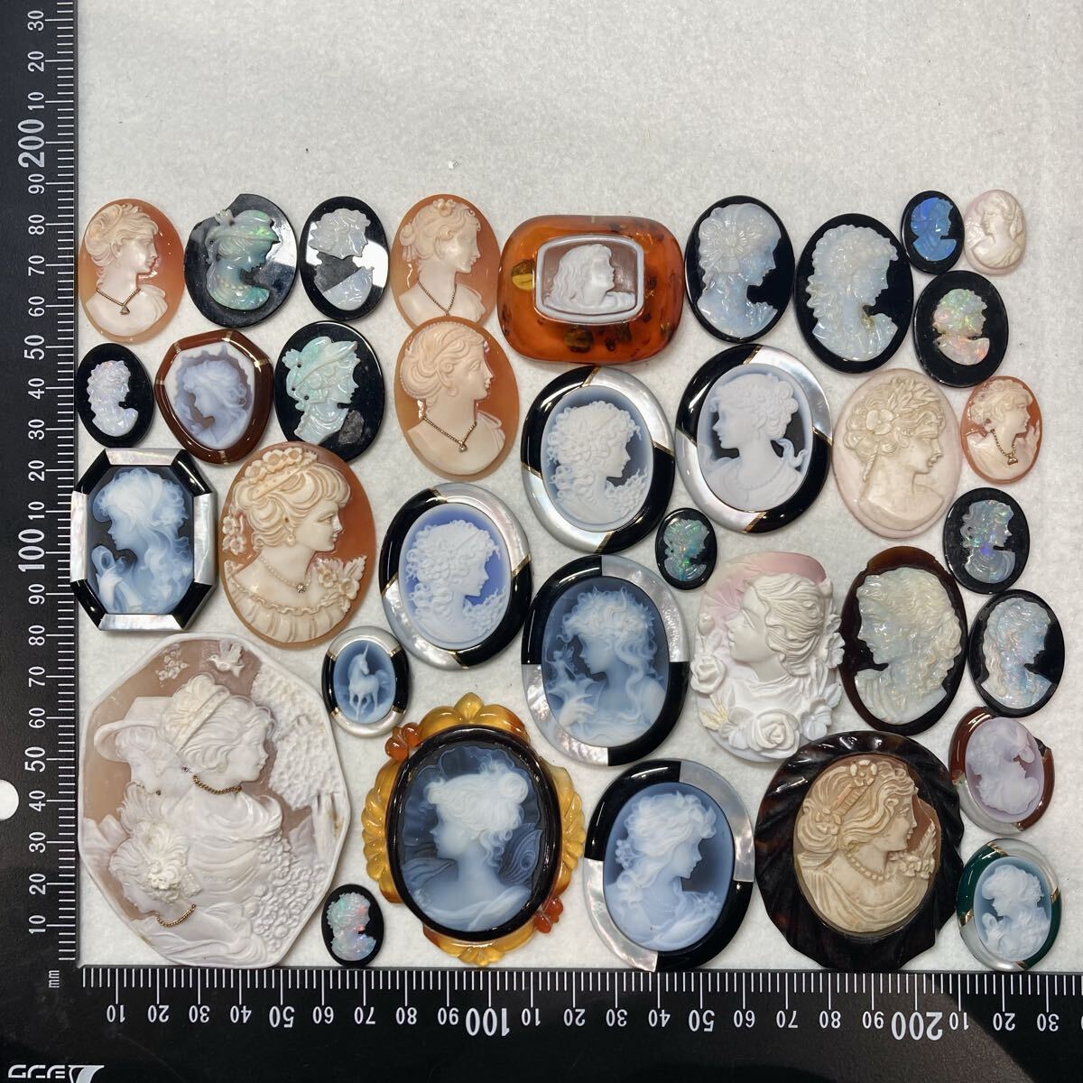 コンクシェル入り!!大量!!◆カメオおまとめ317.1g◆j 約1585.5ct conchshell stone opal cameo ストーン オパール 枠付 べっ甲 琥珀 w4す4