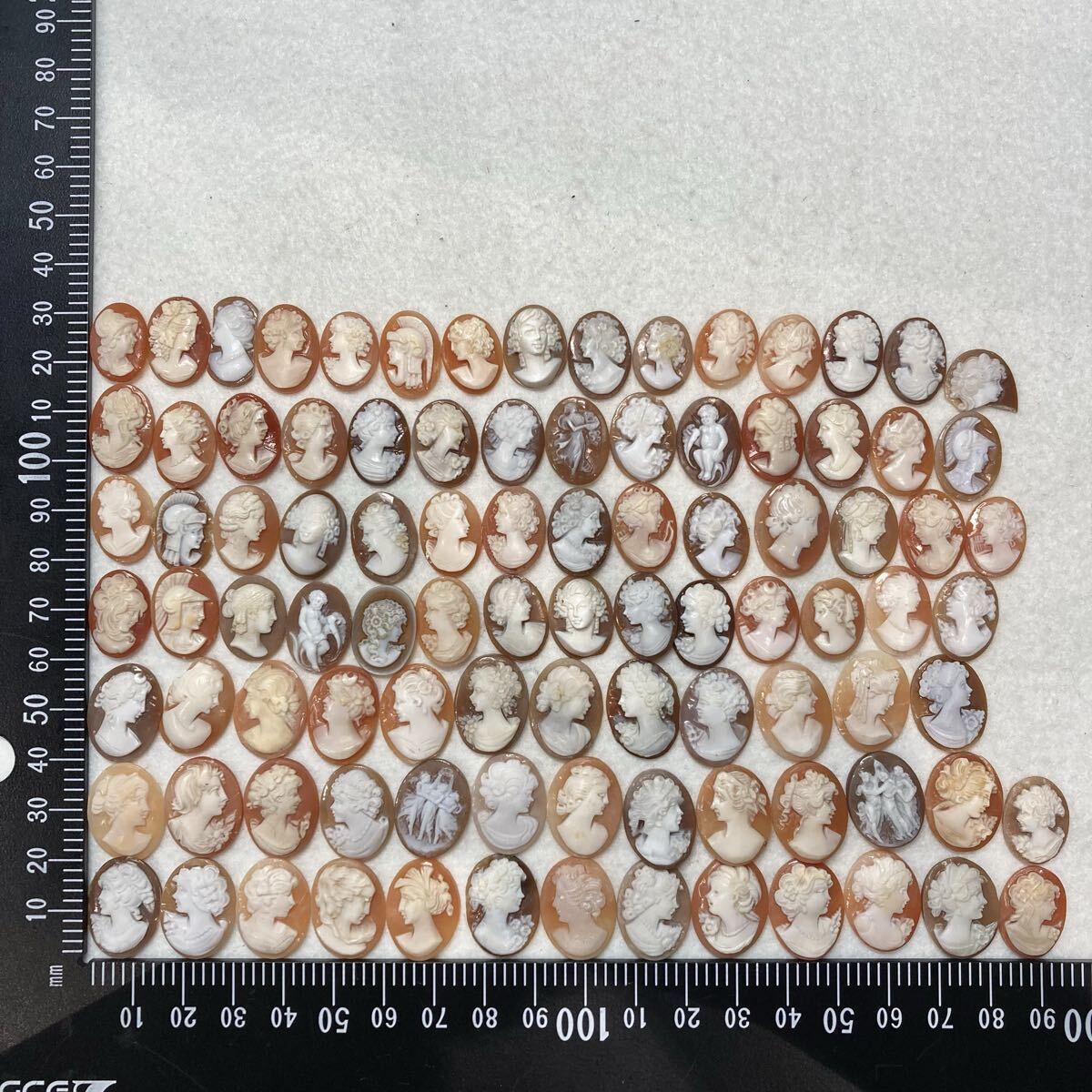 小粒超大量!!◆シェルカメオおまとめ103.3g◆j 約516.5ct ルース 裸石 shell cameo ブローチ 貴婦人 彫刻 アンティーク 作家物 w4す6