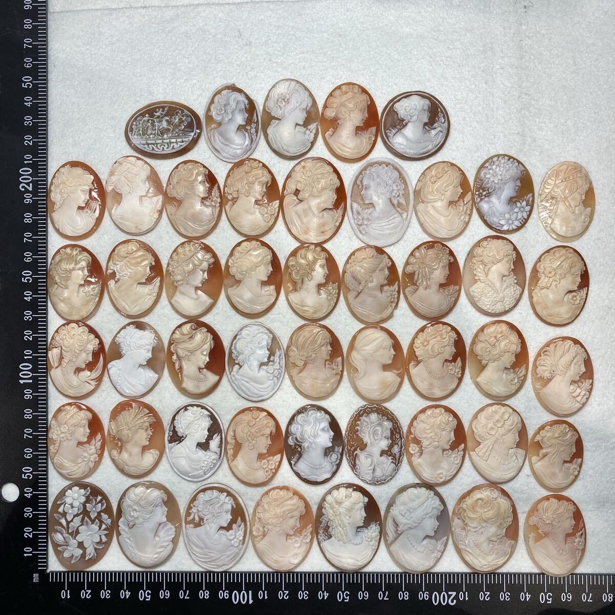 草花モチーフ入り!!超大量!!◆シェルカメオおまとめ272.6g◆j 約1363ct ルース shell cameo ブローチ 貴婦人 アンティーク 作家物 w4す8