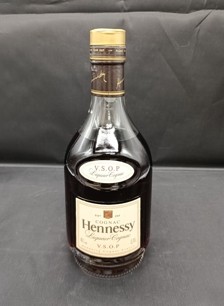 ★未開栓★ Hennessy ヘネシー ブランデー コニャック V.S.O.P 700ml 40％ 洋酒 古酒