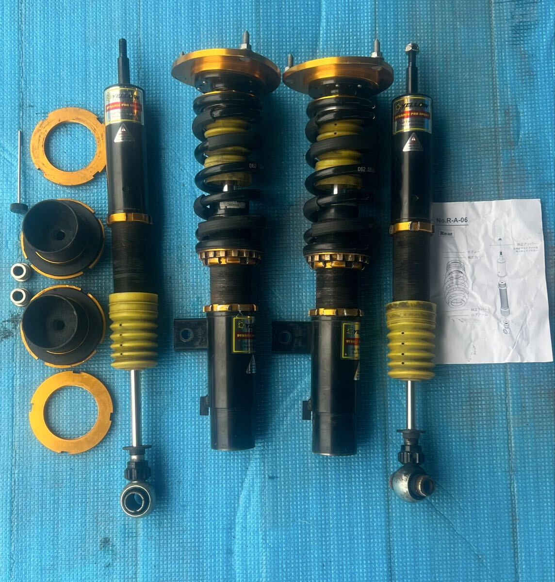 パサート B8 中古　車高調　YELLOW Speed Racing製 サスペンション　セット。