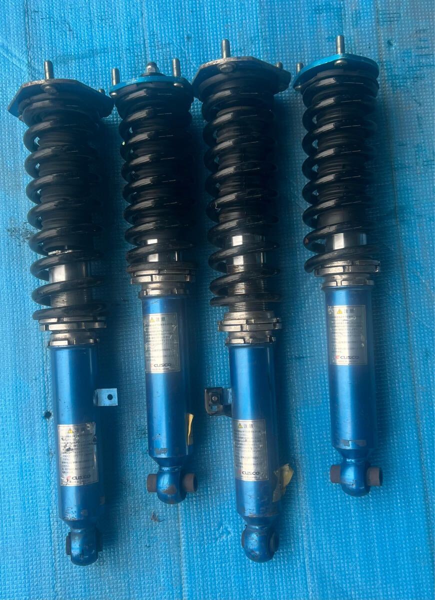 CUSCO クラウン マークx IS GRS210 AWS210 GRS200 GRS204 GRS180 GRX120 GRX130 GSE20 サスペンション　セット。