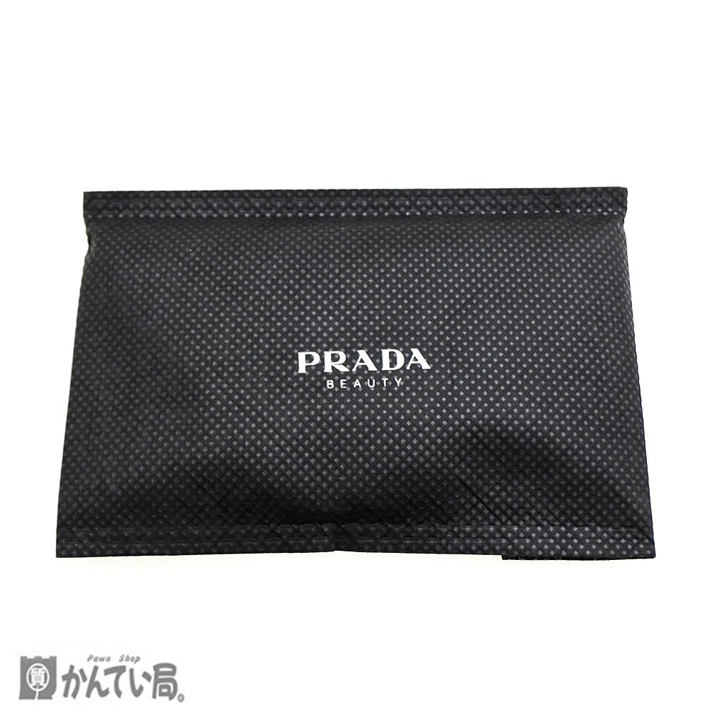 未開封 保管品 PRADA BEAUTY プラダ ビューティー ノベルティ ミラー 手鏡 三角 MIROIR/MIRROR 非売品 クリックポスト発送