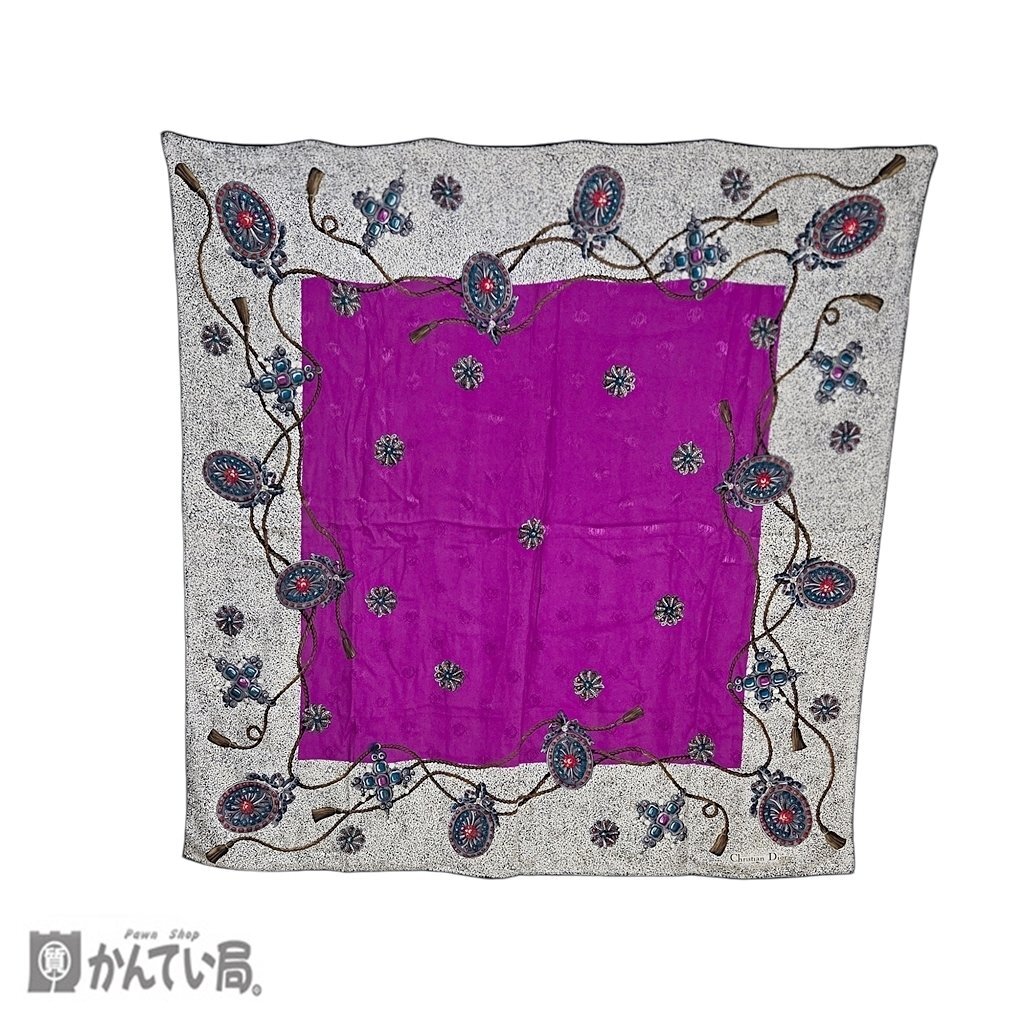 Christian Dior クリスチャンディオール 大判 ストール スカーフ アクセサリー柄 約109ｃｍ×107ｃｍ 素材タグ無し クリックポスト発送