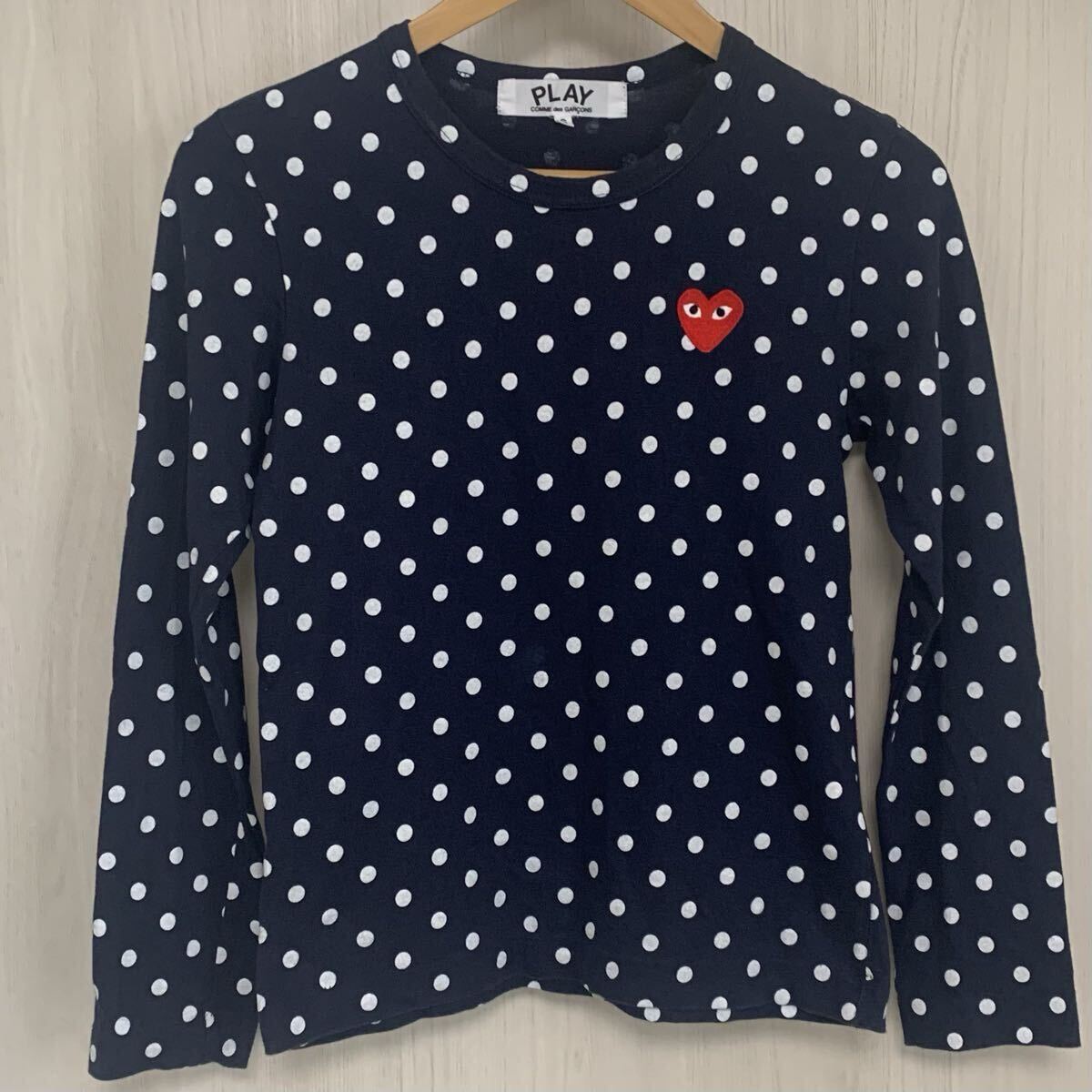 タグ無し コムデギャルソン レディース PLAY COMME des GARCONS 長袖Tシャツ ロンT S サイズ ネイビー ドット 水玉 ハート ワッペン