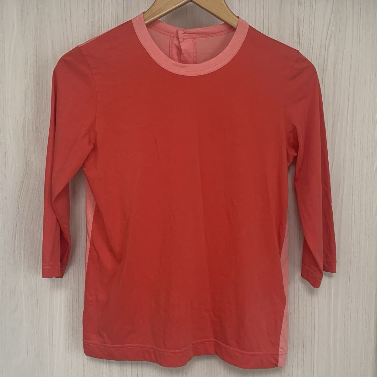 コムデギャルソン COMME des GARCONS 7分丈 Tシャツ レッド ピンク サイズ S AD2011 綿 100% ツートンカラー バックボタン