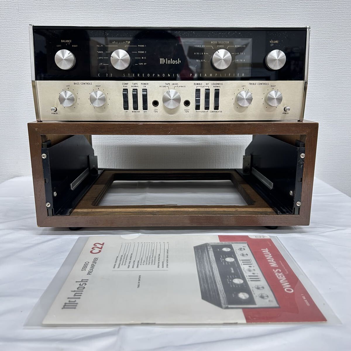 マッキントッシュ McIntosh C22 プリアンプ 真空管式 キャビネット付き 動作未確認