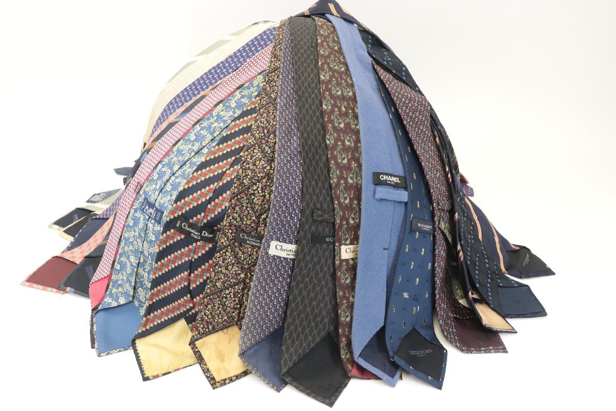 【150本以上 約10.5kg】シャネル/グッチ/Dior/エルメス/バーバリー/フェラガモ 等 他ブランド含む ネクタイ 柄物 装飾 小物 まとめ 1671-SS