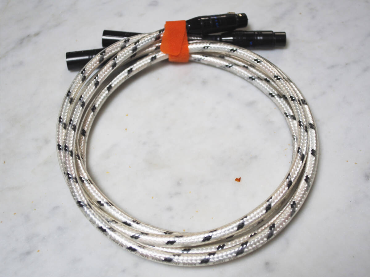 WireWorld ワイヤーワールド Polaris 5 特許/独創=デュアル対称同軸/Dual Symmetri Coax 方向適正導体 1.5M pairs