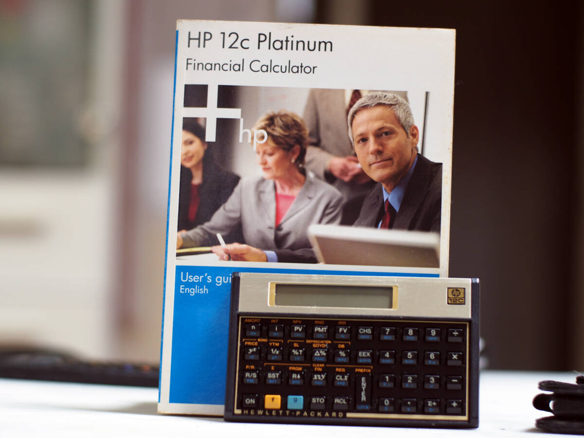ヒューレットパッカード HP12C ビジネス財務電卓 hp 12C 本体 25周年記念　金融電卓　マニュアル　ケース付き