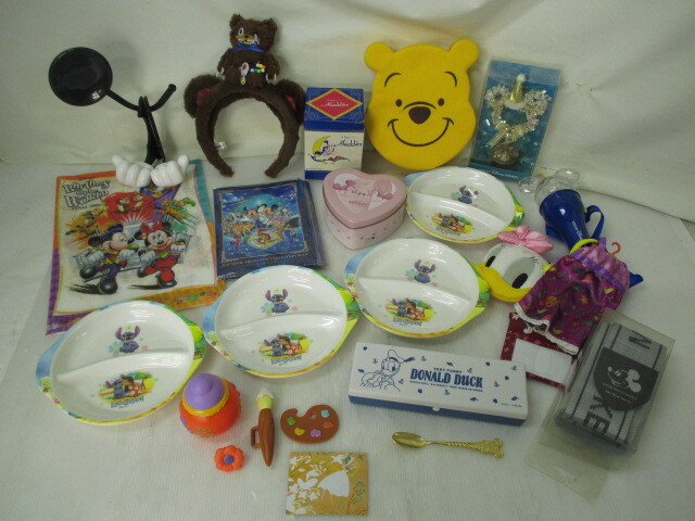 ◆◇ピ/ディズニー＆ユニバーサルグッズまとめ/15点以上/アラジン/ミッキー/ミニー/カチューシャ/グラス/mp5.25-127◇◆