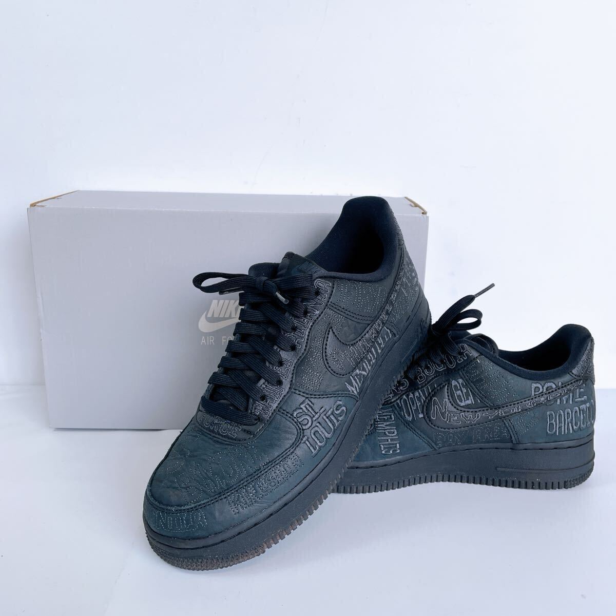 820(中古) NIKE エアフォース1 07 LV8 ON TOUR 82 ナイキ AIR FORCE ブラック 26.5㎝ メンズ 現状品