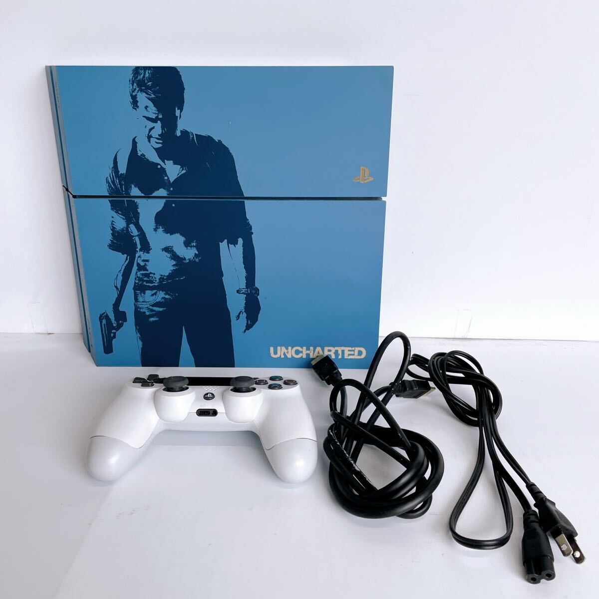826(中古) SONY PlayStation4 アンチャーテッド リミテッドエディション CUH-1200A ネイサン ドレイク ソニー PS4 通電確認済 現状品