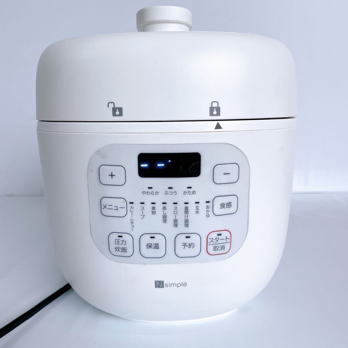 834(中古)ニトリ 電気圧力鍋 2L IN03WH simple シリーズ ホワイト NITORI 通電確認済 現状品