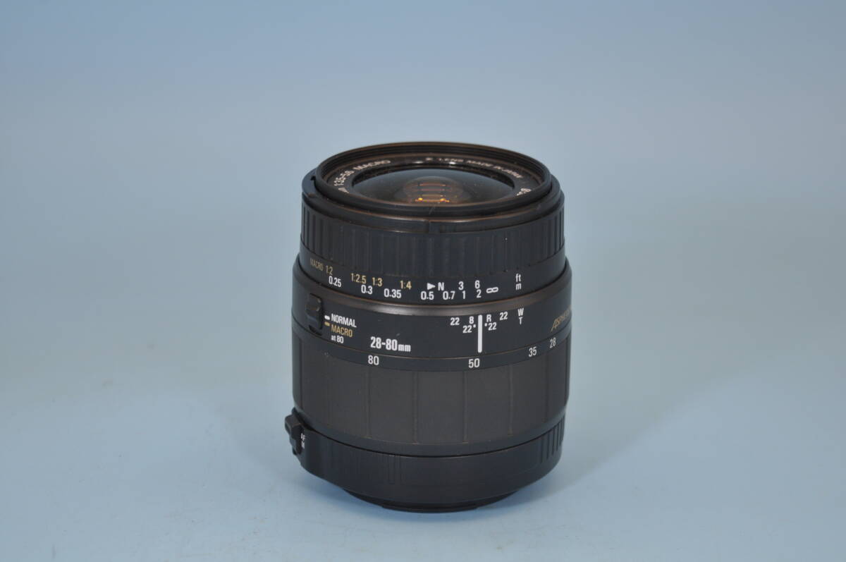 ☆中古　シグマ　レンズ　キャノン　マウント　SIGMA　ZOOM　28-80ｍｍ　F3.5-5.6　MACRO