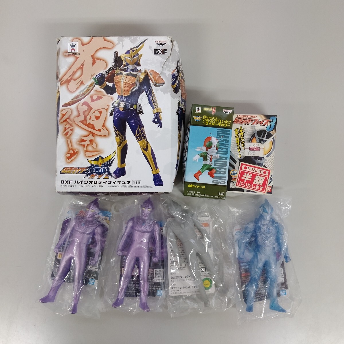 ウルトラマン　仮面ライダー鎧武 DXF ハイクオリティフィギュア 他 フィギュア まとめ売り