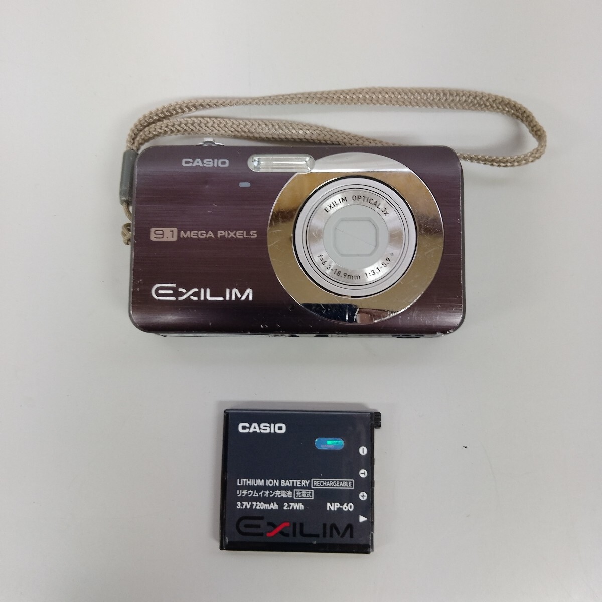 CASIO EXILIM EX-Z85 コンパクトデジタルカメラ カシオ エクシリム ジャンク品