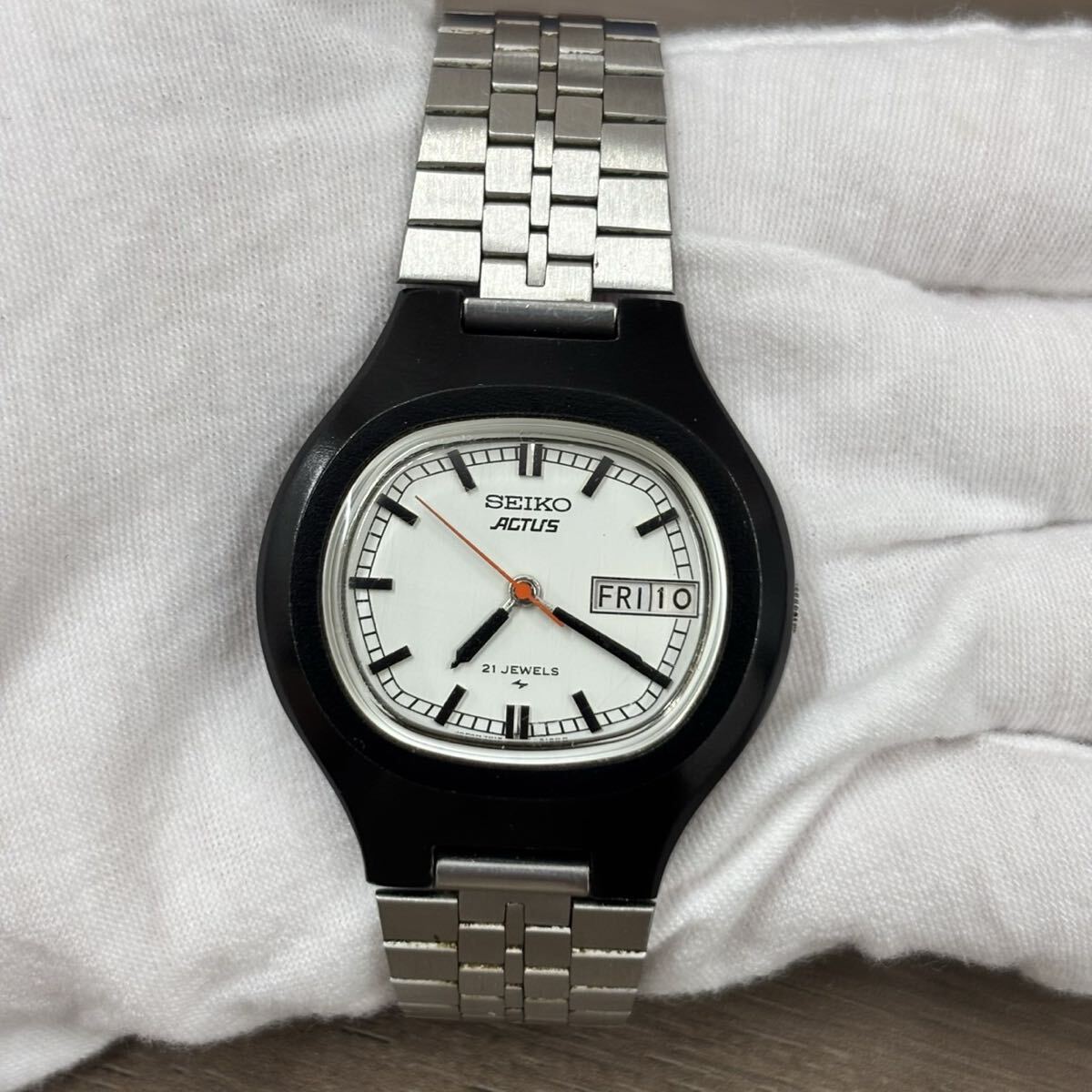 (n68)1円スタート SEIKO ACTUS 21石 自動巻き デイデイト ホワイト文字盤 メンズ腕時計 稼働品7019-5130