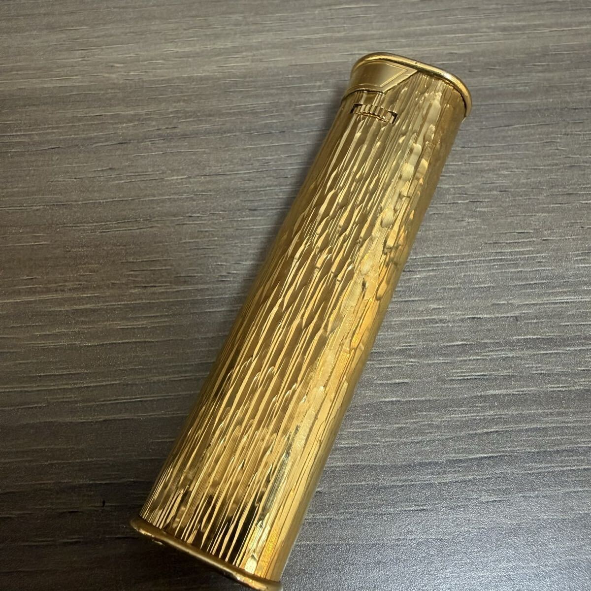 (i7556)1円～dunhill ダンヒル ローラー式 ライター ゴールドカラー 火花確認済 喫煙グッズ 喫煙具 ゴールド