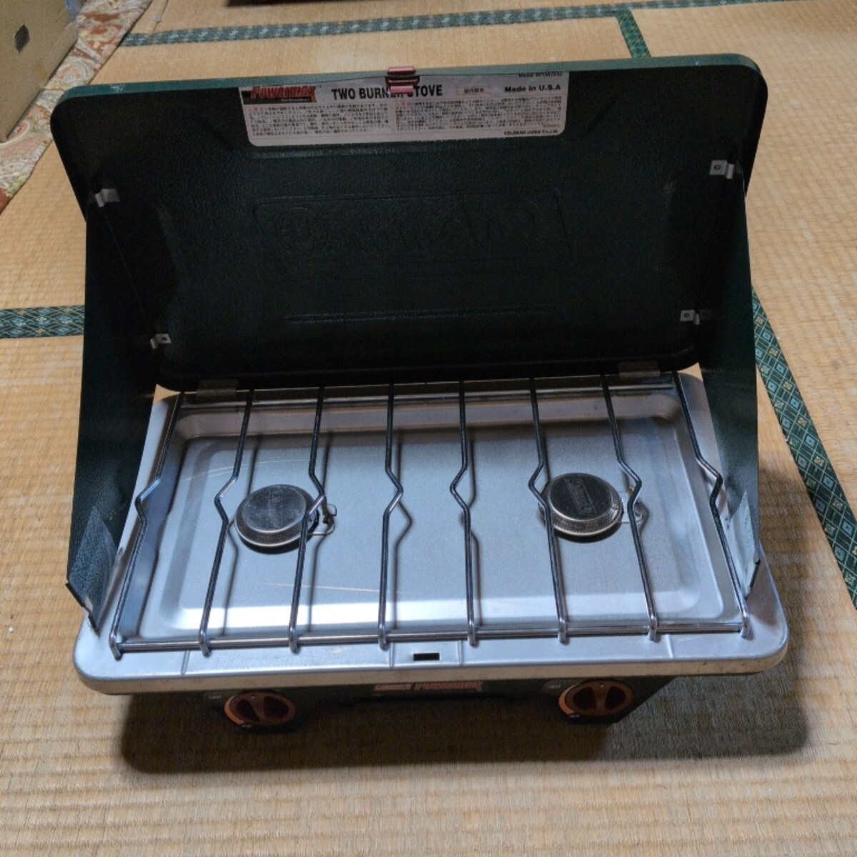 Coleman コールマン　2口コンロボンベ式キャンプ