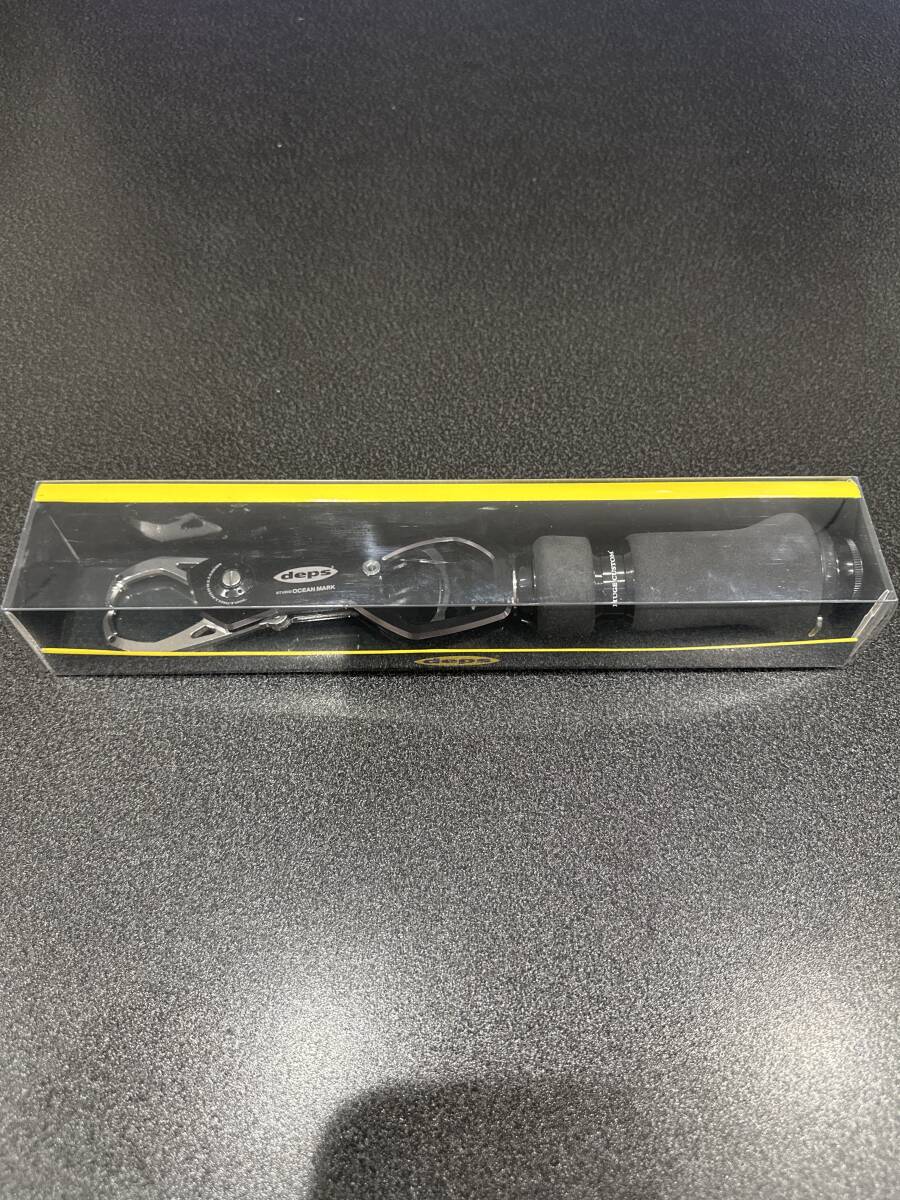デプス deps HUGE FISHGRIP フィッシュグリップ HC2820 スタジオオーシャンマーク コラボ 希少モデル ブラック　新品未使用