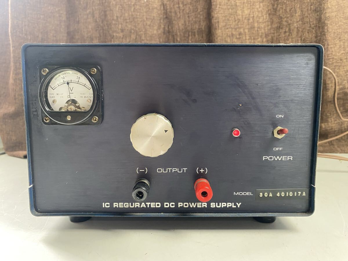 IC REGULATED DC POWER SUPPLY MODEL 30A 401017A アマチュア無線機 安定化電源