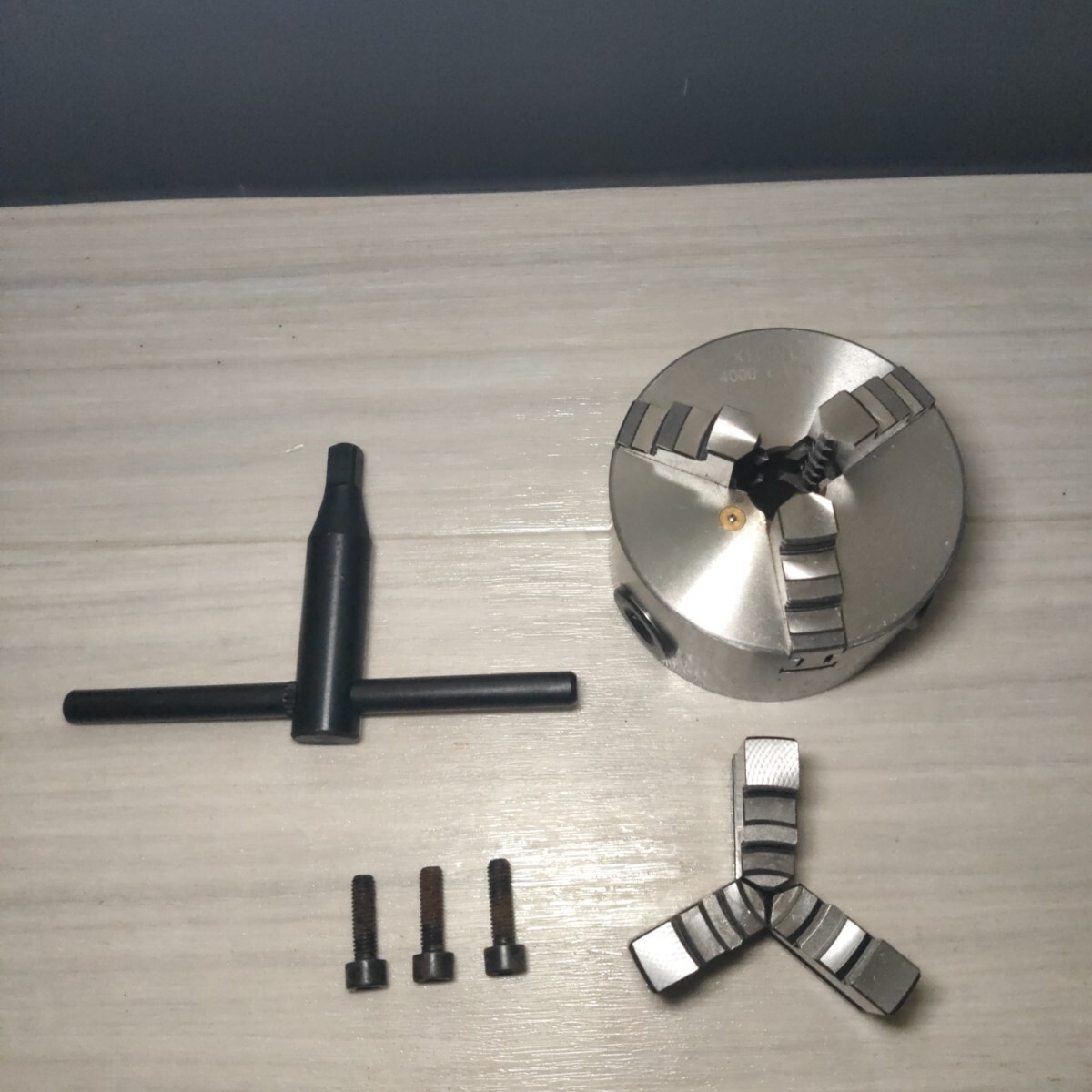 未使用 3つ爪旋盤チャック　K11-80 爪2種類 3ジョー DIY 旋盤、フライス盤パーツ、部品　工業、産業 送料無料