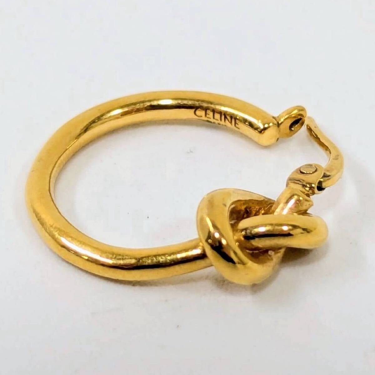 CELINE セリーヌ ノット スモールフープ ピアス ゴールドフィニッシュ 片耳 ゴールド アクセサリー ITS8FL6NT9CG F0511